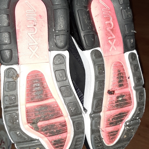 Nike airmax 270 (GS) girls 12c - Picture 6 of 7